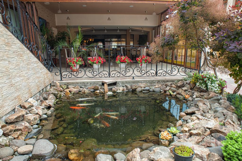 Pension La Fontana Baia Mare Exterior foto