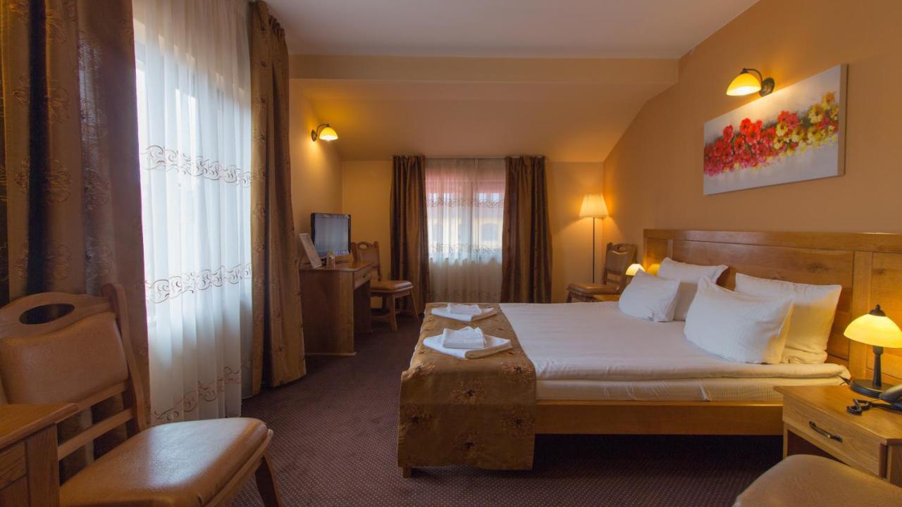 Pension La Fontana Baia Mare Exterior foto